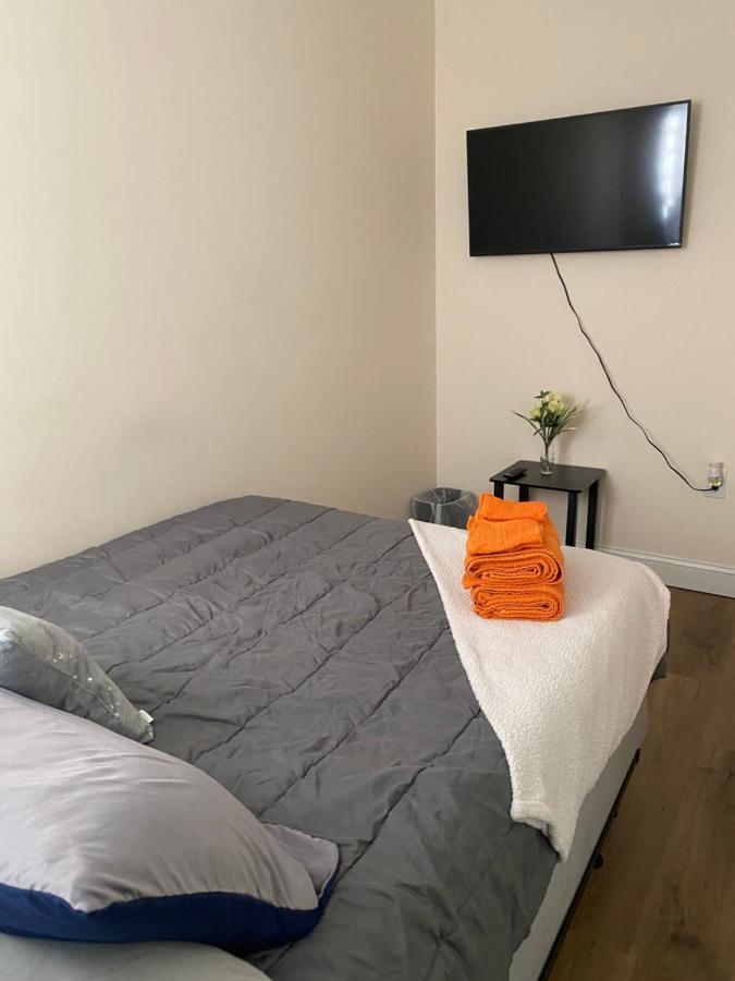 Private Room In South Philly Near Arenas! Philadelphia Exterior photo