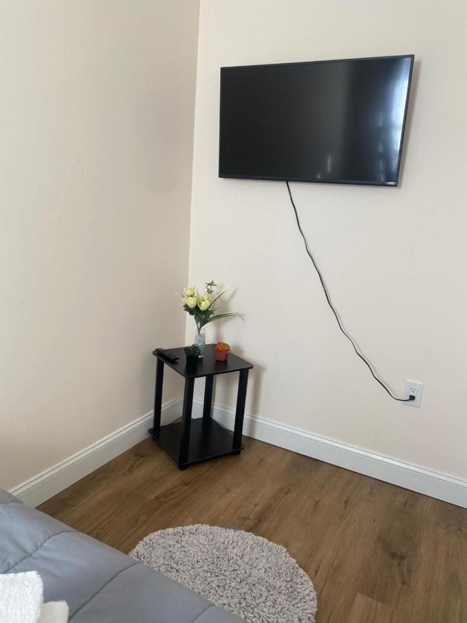 Private Room In South Philly Near Arenas! Philadelphia Exterior photo