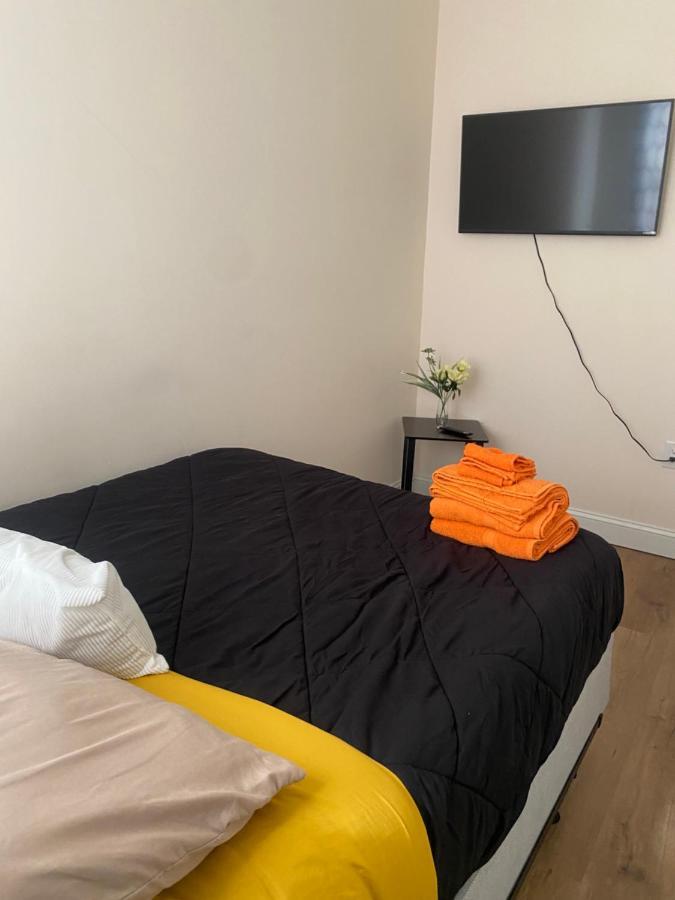 Private Room In South Philly Near Arenas! Philadelphia Exterior photo